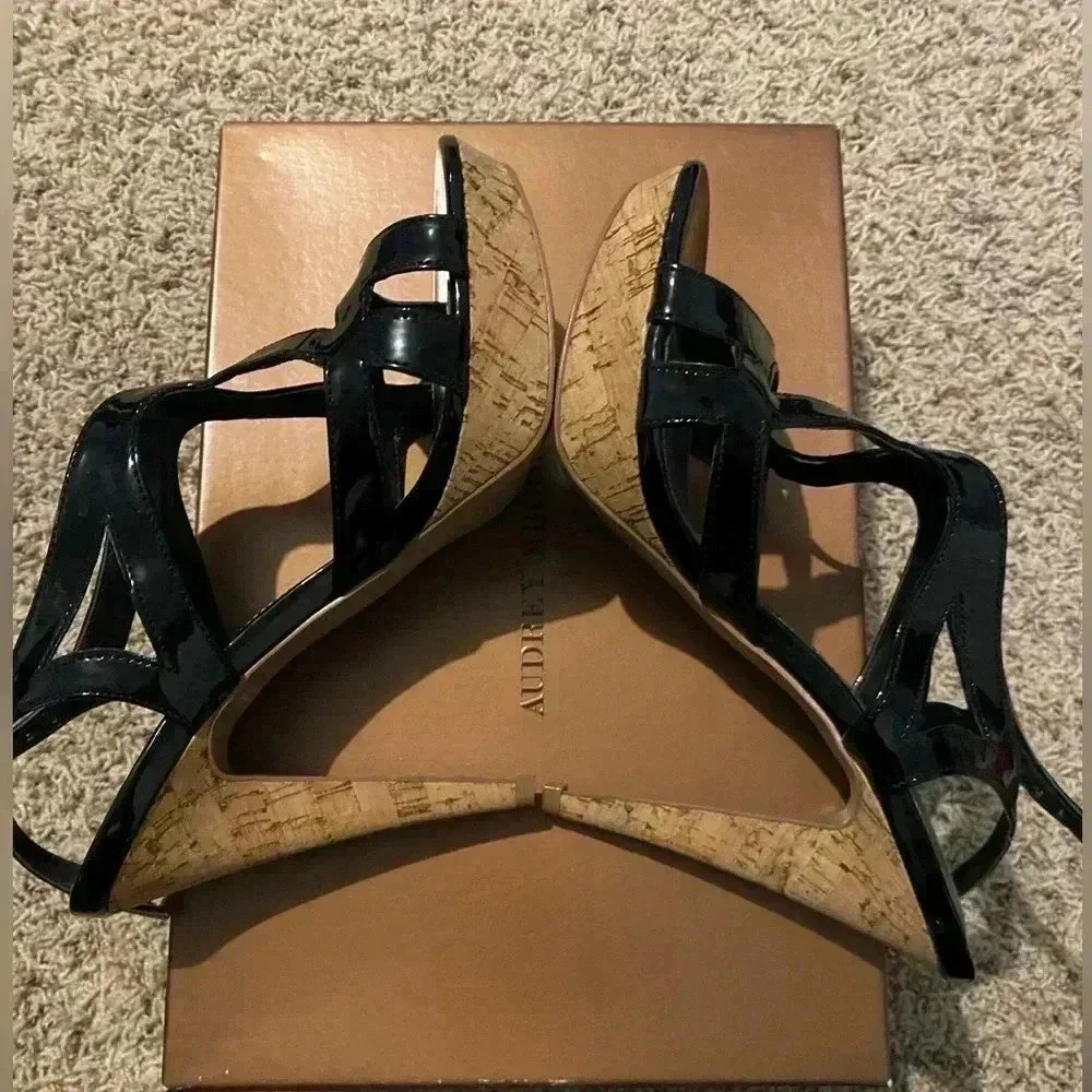 Audrey Brooke Shiny Black Cork Heeled Shoes Sz 8